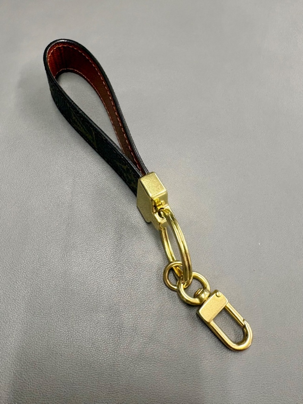 LV Canvas, Leather, Brass Keychain Keyfob Bag Charm - Picture 3 of 3